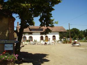 Campings Camping Bois-Girault : photos des chambres
