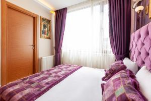 Rose Mansion by Otantik Suites