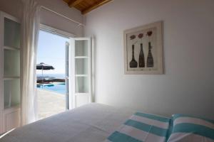 Psarrou villa for 10 guests, stunning sea views Myconos Greece