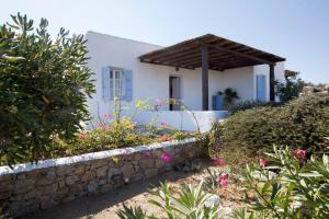 Psarrou villa for 10 guests, stunning sea views Myconos Greece