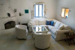 Villa Serenity next to beach Paros Greece