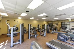 Eagle Crest: Prairie Falcon Retreat