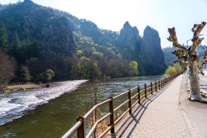 Ferienhaus am Fluss. Baubiologisch renoviert.