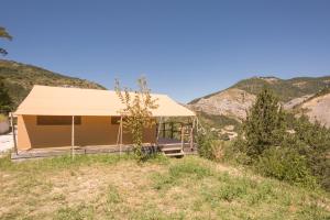 Campings Camping les Princes d'Orange : photos des chambres