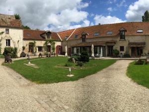 Maisons d'hotes La Ferme des Moulineaux : photos des chambres