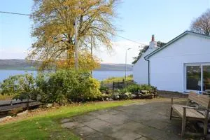 Gate Cottage - Colintraive