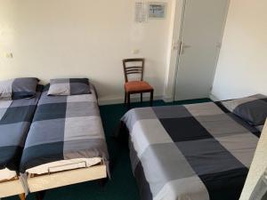 Hotels L'Escale : Chambre Familiale avec Toilettes Communes