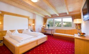 Superior Double Room room in Kristiania Small Dolomites Hotel