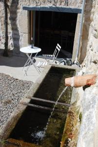 Maisons d'hotes la source d'en haut : photos des chambres