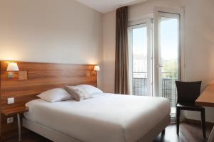 Hotels The Originals City, Hotel Colmar Gare : photos des chambres