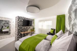 Deluxe Double Room room in Hotel Greenrooms