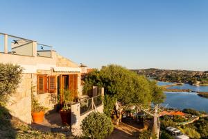 The houses of rising sun with a stunning sea view img14