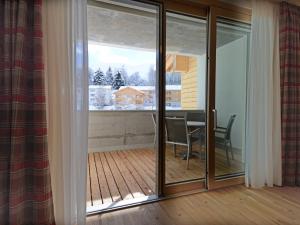 Apartment Pradas Resort - 2-5 Zimmer Premium by Interhome