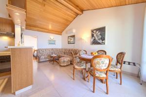 Apartment Galerija by El-Pi Tours