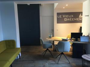 Hotels Hotel Le Vieux Greement : photos des chambres