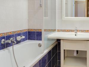 Appartements Apartment Les Rivages de Coudouliere-2 by Interhome : photos des chambres