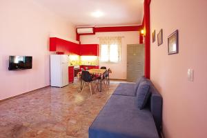 Darmani Spyros Apartments