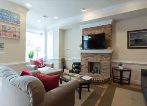 Your Home Away For Home, Convention Center. 96 WALK SCORES. - Logan Circle