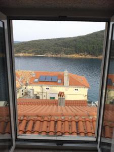 Pension Lily private room Valun Kroatien