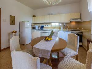 Apartments Ljiljana 