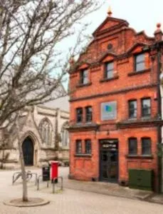 Charter House - 淡水