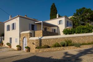 VILLA AELIA in Spetses - charm & convenience, 2min beach Spetses Greece