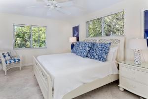 Apartment room in Janthina 3A