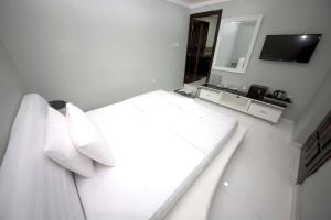 Interconnecting Room room in White Fort Hotel