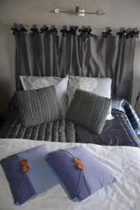 Hotels Hotel & Restaurant Le Chalvet : photos des chambres