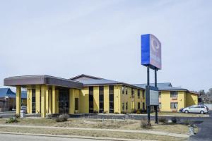 Econo Lodge Inn & Suites Wisconsin Dells