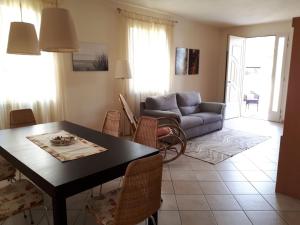 VILLETTA CON GIARDINO