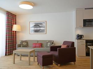 Apartment Pradas Resort - 2-5 Zimmer Premium by Interhome