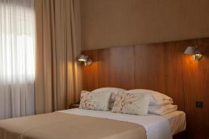 Single Room room in Philippos Hotel