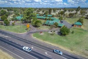 Overlander Homestead Motel
