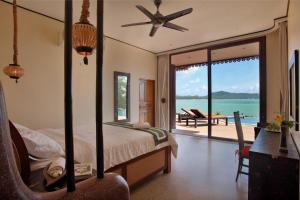 5 Bedroom Seafront Villa Phangan SDV231-By Samui Dream Villas
