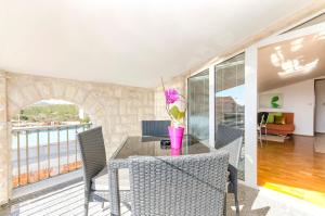 One-Bedroom Apartment room in Apartments Ruzica
