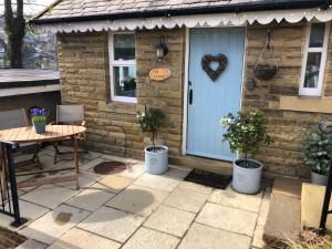 "The Lodge", Holmfirth