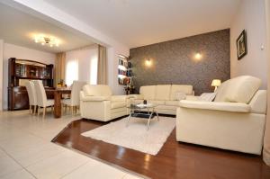 Holiday house Luna in Makarska with private pool