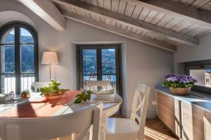 Isola Bella Apartments - Via del Voltone