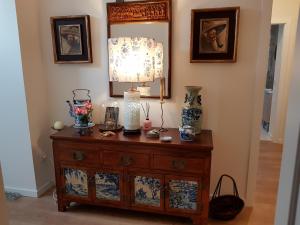 Luxurious Pink House and Parking