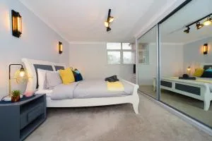 Beautiful Apartment near Bournemouth, Poole & Sandbanks - Poole
