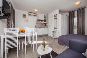 Studio Apartment Sunce