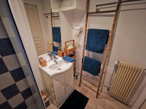 Appartements Appt 2 pieces a 18 mn du chateau de Versailles : Appartement Standard