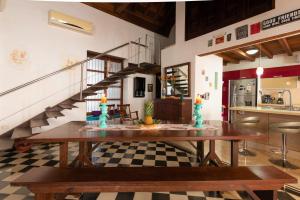 Casa San Pedro - Exclusive 3BR Colonial Apt in Centro Historico by Huespedia