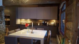 Villa Amo by the lake