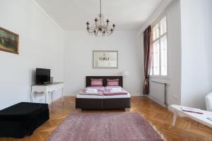 Chic & Charm Apartment