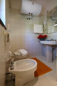 One-Bedroom Apartment (2 Adults)