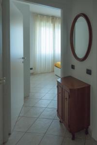 Silky House with Private Parking