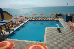 3 star hotell Grand Hotel Dei Cesari Dependance Anzio Itaalia