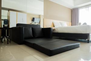 Strategic Studio Apartment at Tamansari La Grande near BIP By Travelio